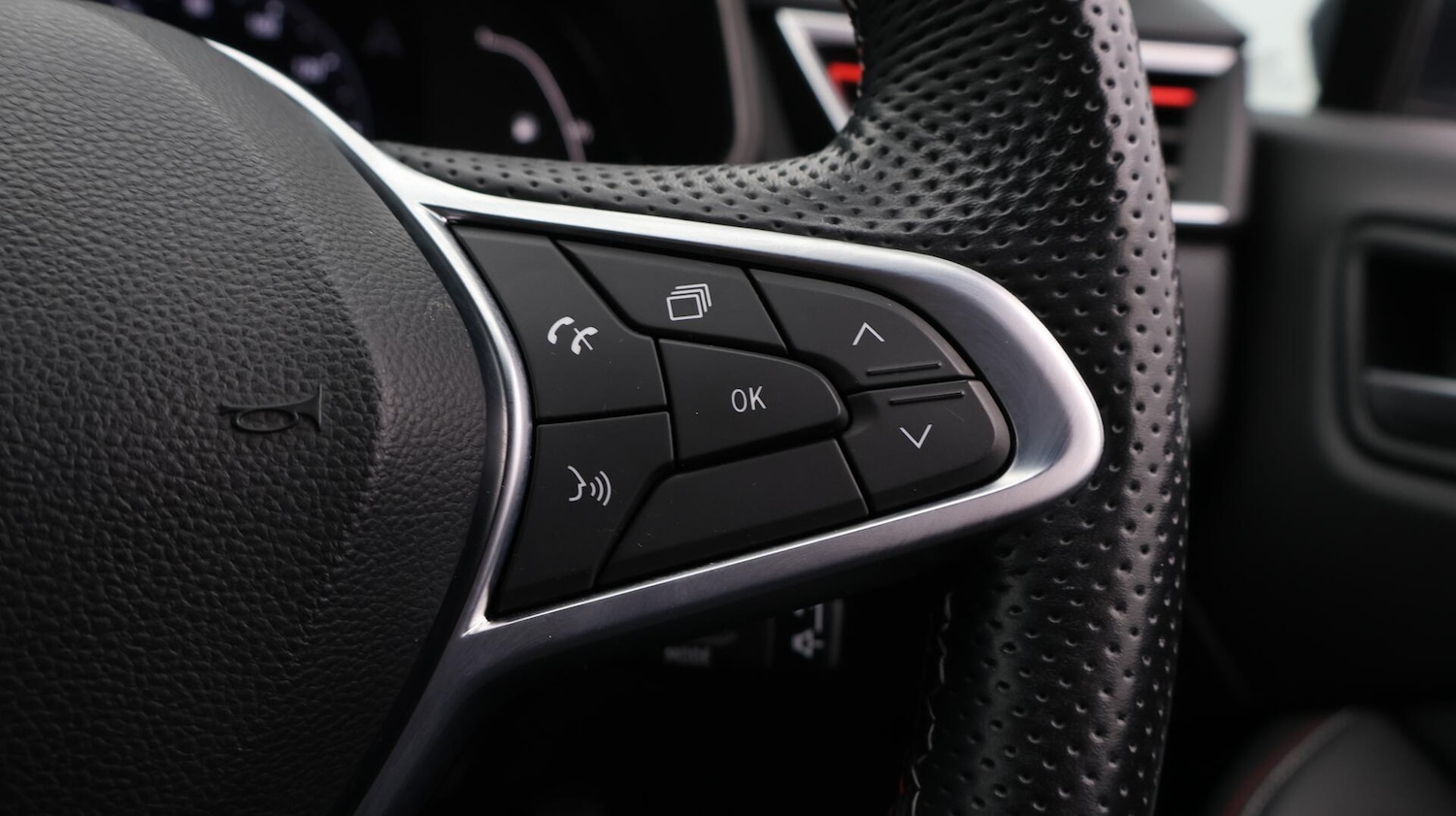 Used Renault Clio 2021 for sale - 76657675: Photo 26