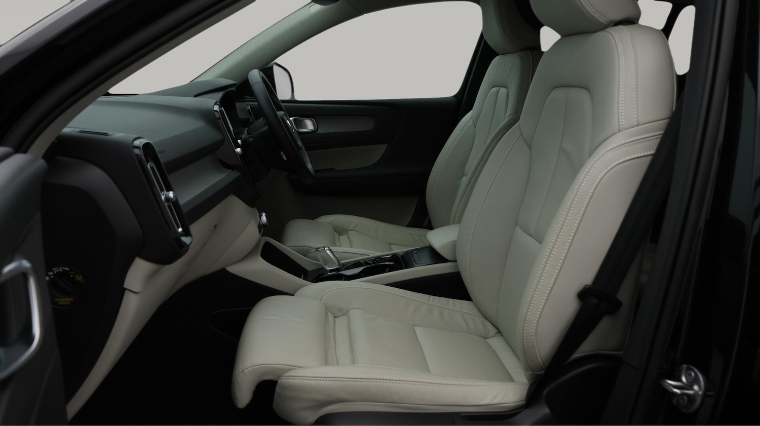 Used Volvo XC40 2022 for sale - 76336457: Photo 15