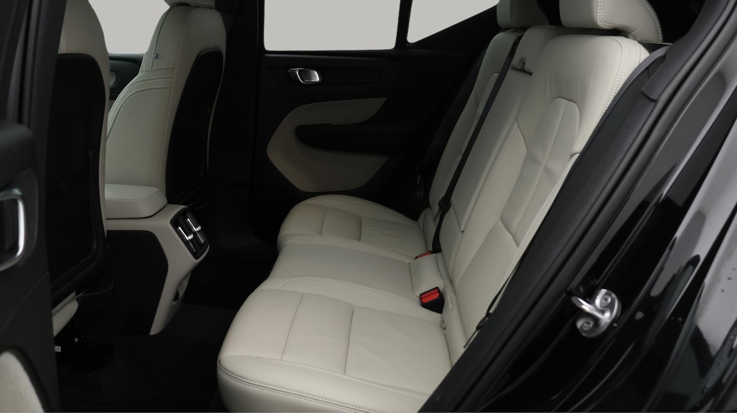 Used Volvo XC40 2022 for sale - 76336457: Photo 17