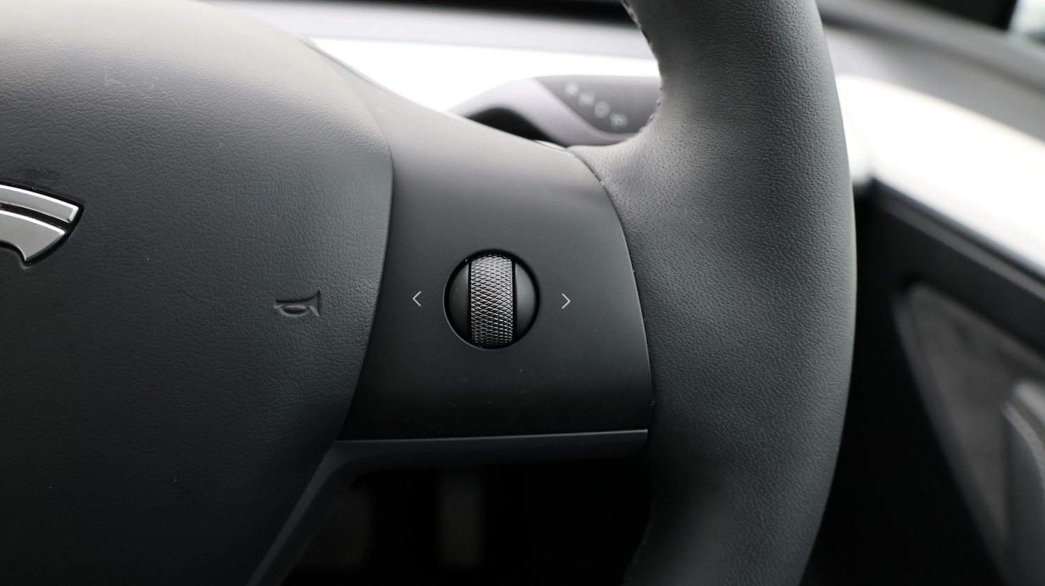 Used Tesla Model Y 2022 for sale - 77350511: Photo 26