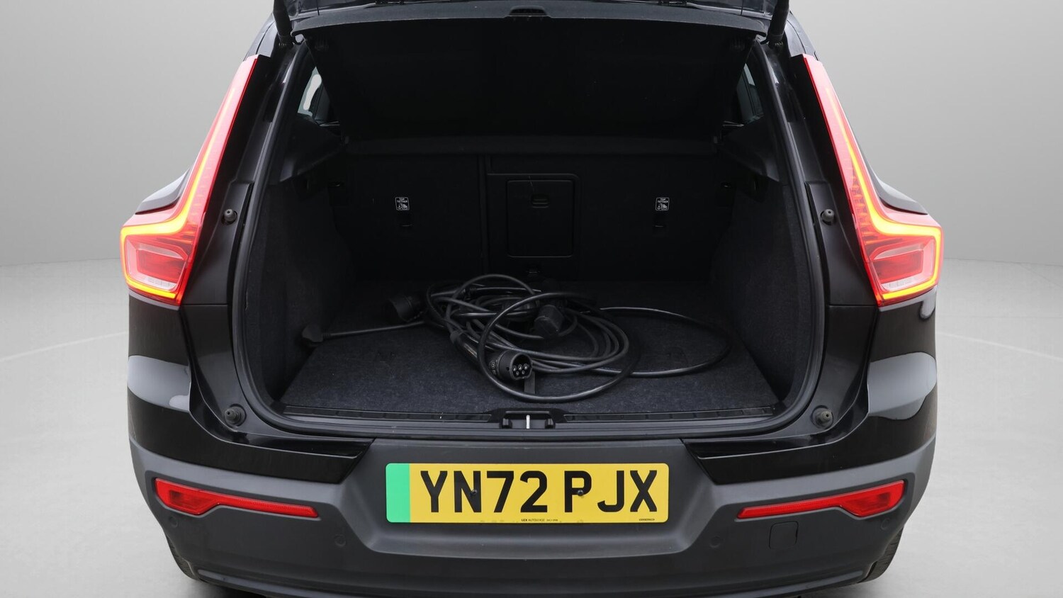 Used Volvo XC40 for sale - 76659319: Photo 18