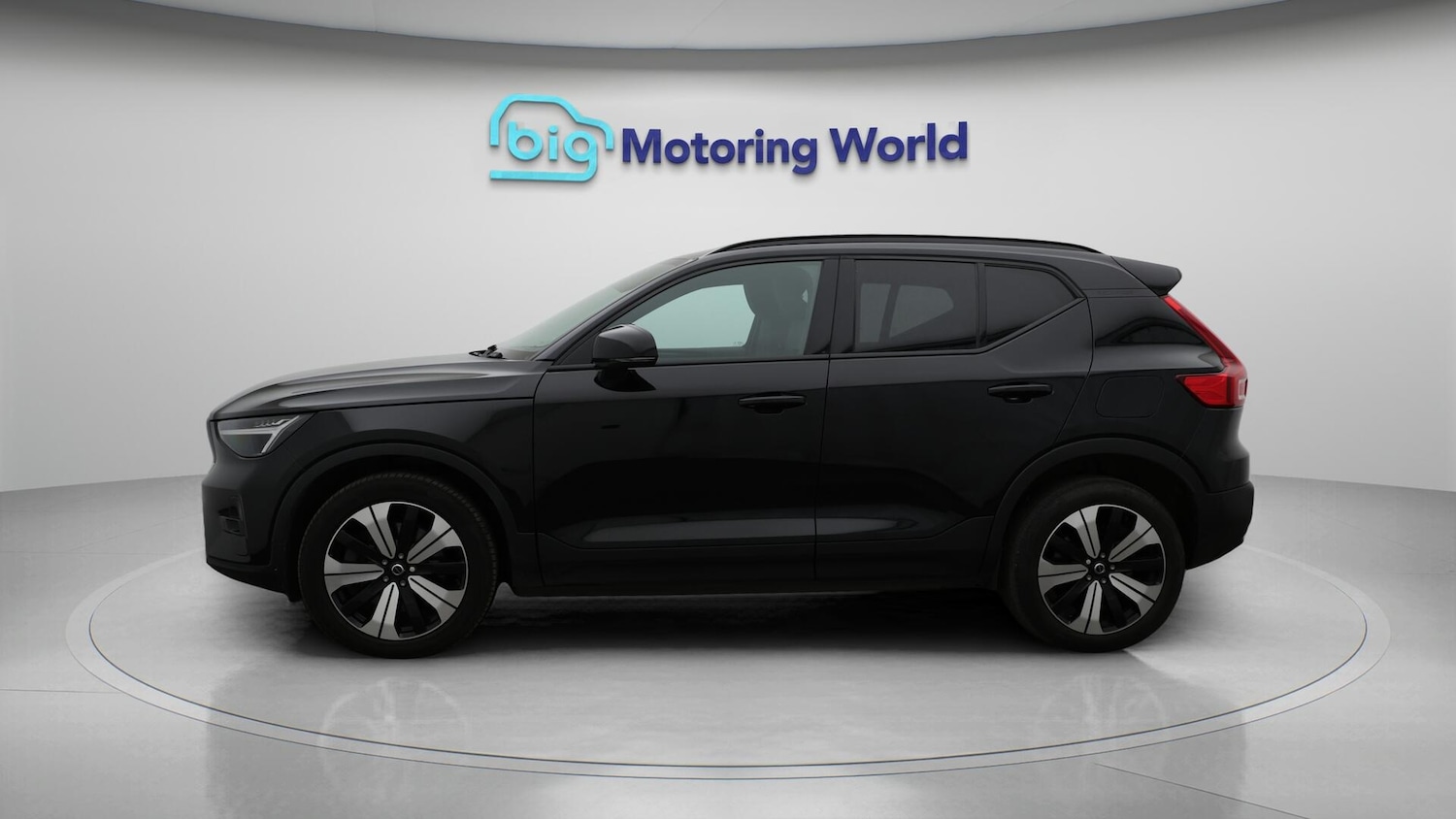 Used Volvo XC40 for sale - 76659319: Photo 5