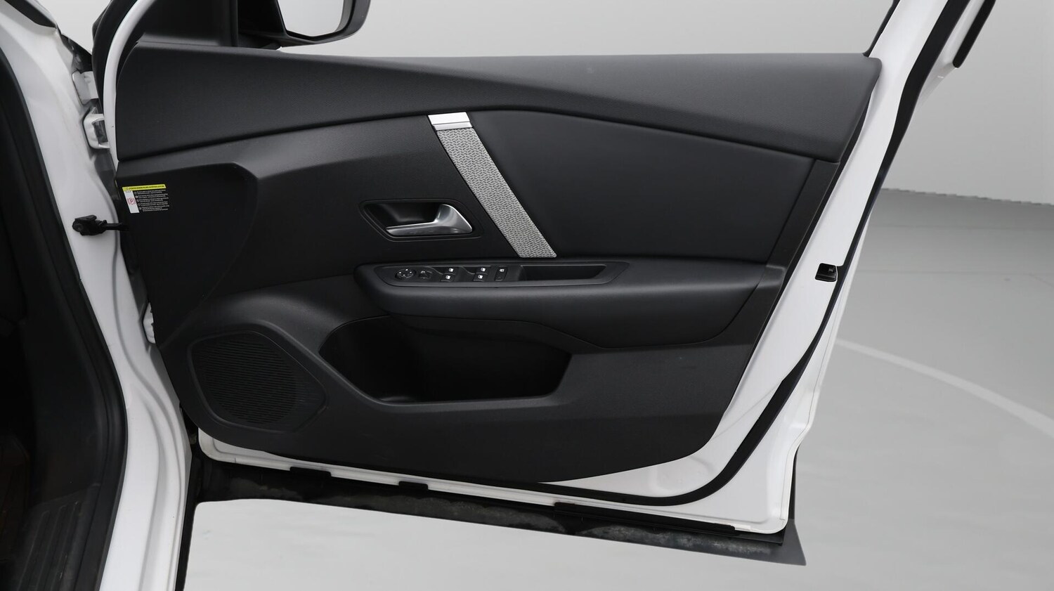 Used Citroen C4 2022 for sale - 76537601: Photo 16