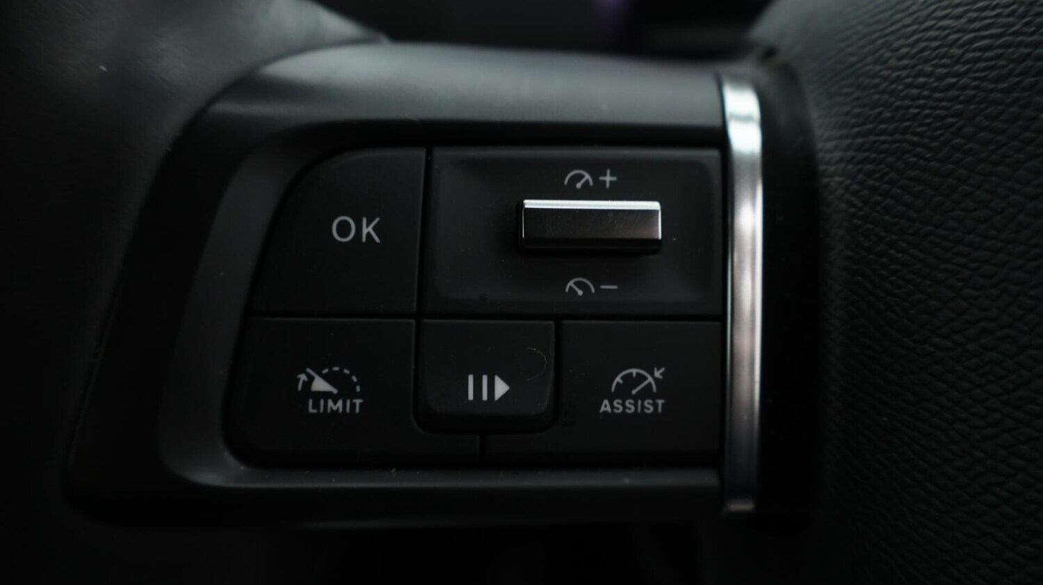 Used Citroen C4 2022 for sale - 76537601: Photo 25