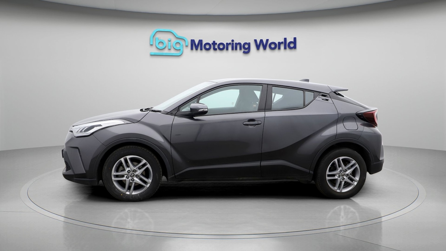 Used Toyota C-HR 2022 for sale - 77257604: Photo 4