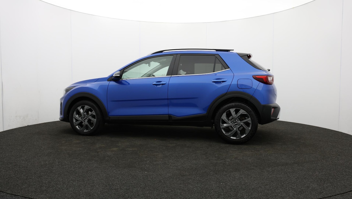 Used Kia Stonic 2021 for sale - 76152938: Photo 73