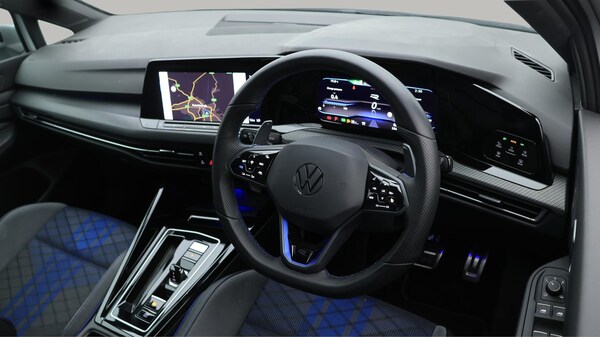 Used Volkswagen Golf 2023 for sale - 75449735: Photo 10