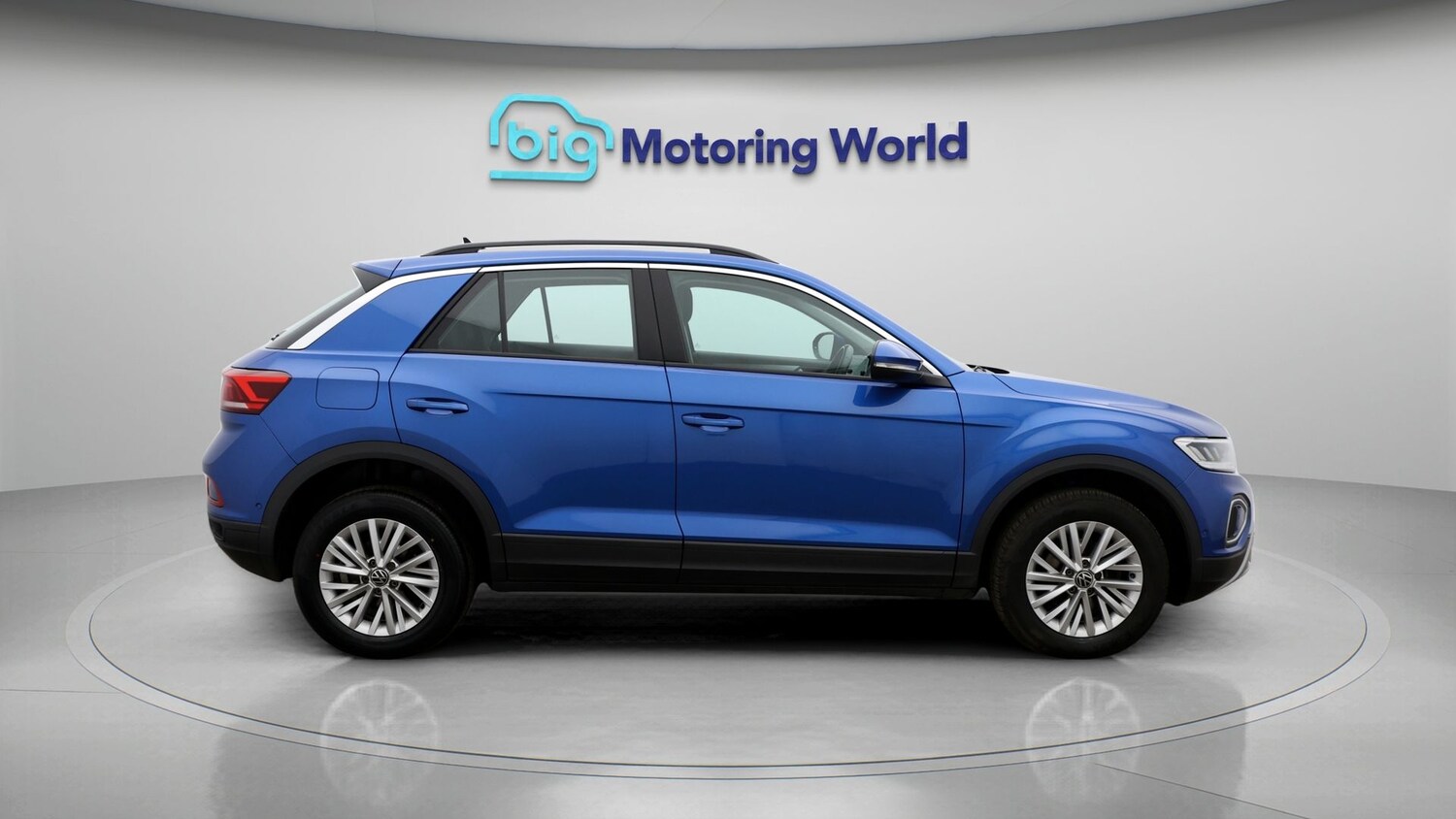 Used Volkswagen T-Roc 2023 for sale - 77541797: Photo 8