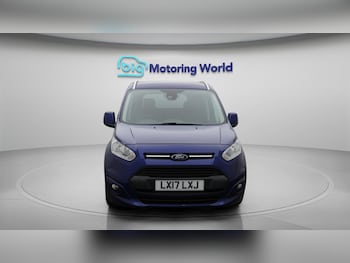 Used Ford Grand Tourneo Connect 2017 for sale - 76457268: Photo