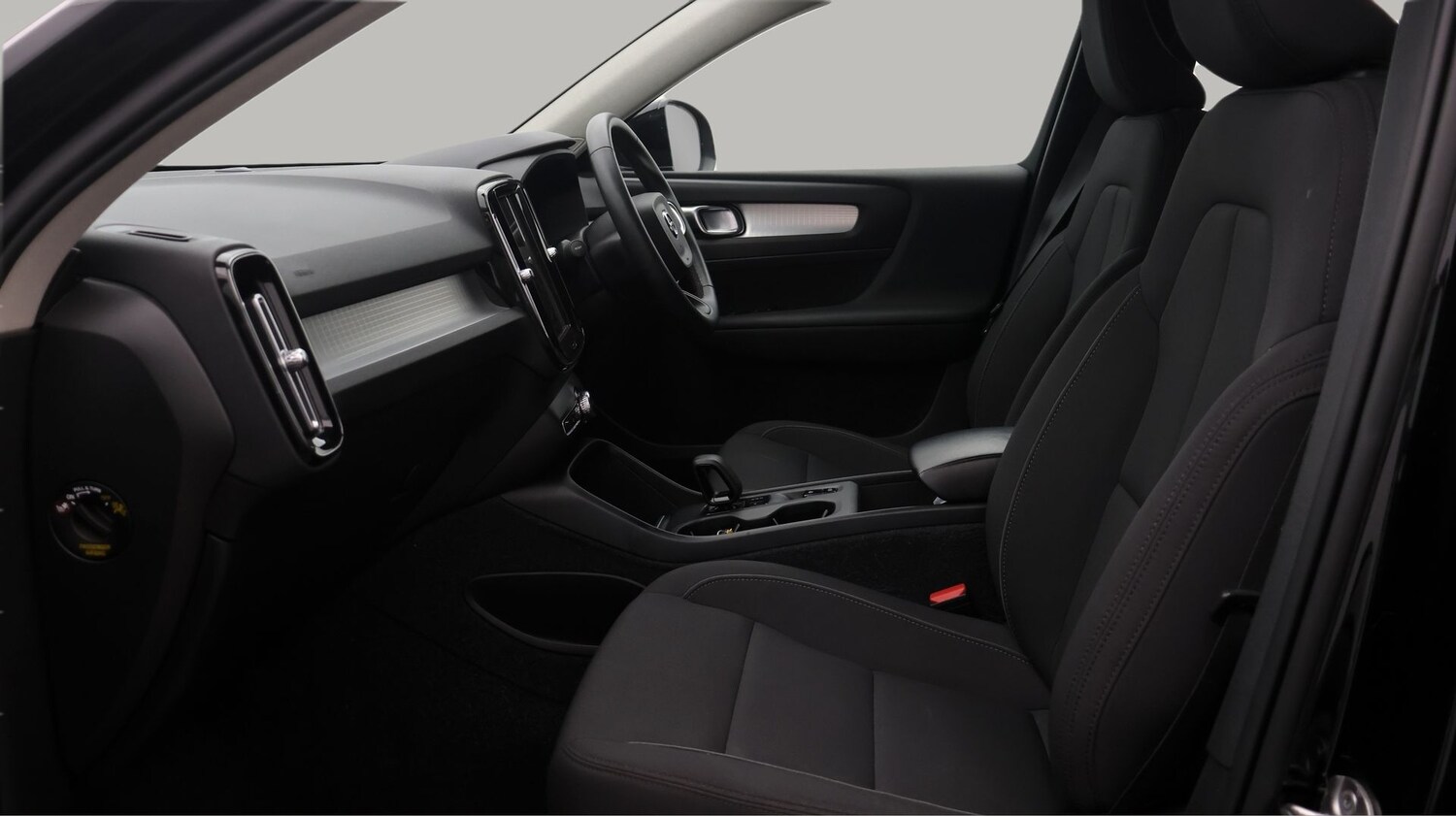 Used Volvo XC40 2022 for sale - 77617618: Photo 14