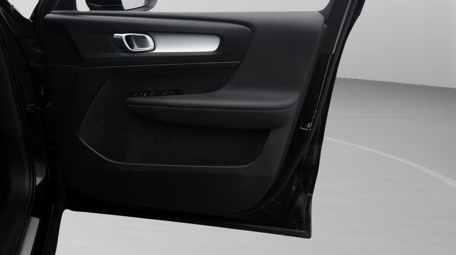 Used Volvo XC40 2022 for sale - 77617618: Photo 15