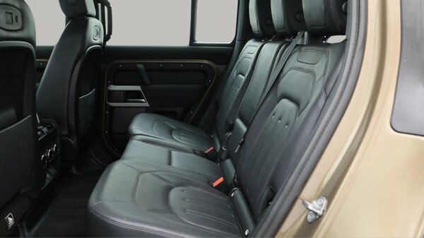 Used Land Rover Defender 110 2021 for sale - 76307182: Photo 17