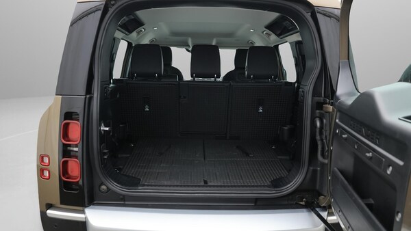 Used Land Rover Defender 110 2021 for sale - 76307182: Photo 18