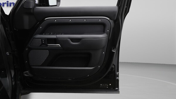 Used Land Rover Defender 2020 for sale - 76284090: Photo 16