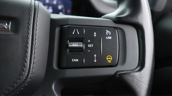 Used Land Rover Defender 2020 for sale - 76284090: Photo 28