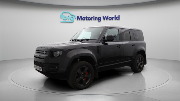 Used Land Rover Defender 2020 for sale - 76284090: Photo 4