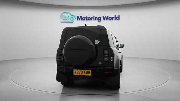 Used Land Rover Defender 2020 for sale - 76284090: Photo 7