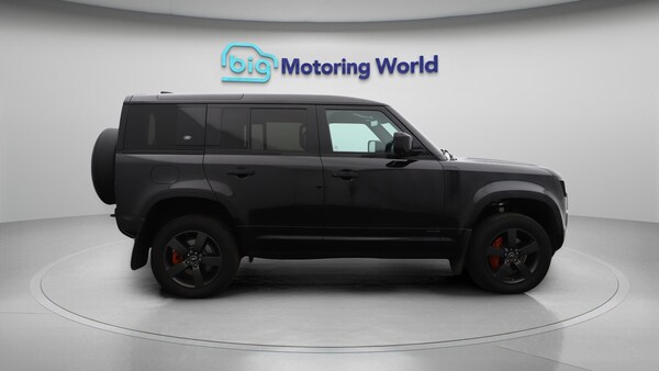 Used Land Rover Defender 2020 for sale - 76284090: Photo 9