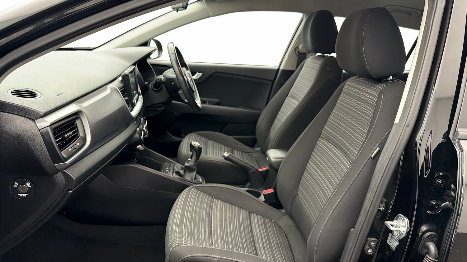 Used Kia Stonic 2019 for sale - 78039084: Photo 13