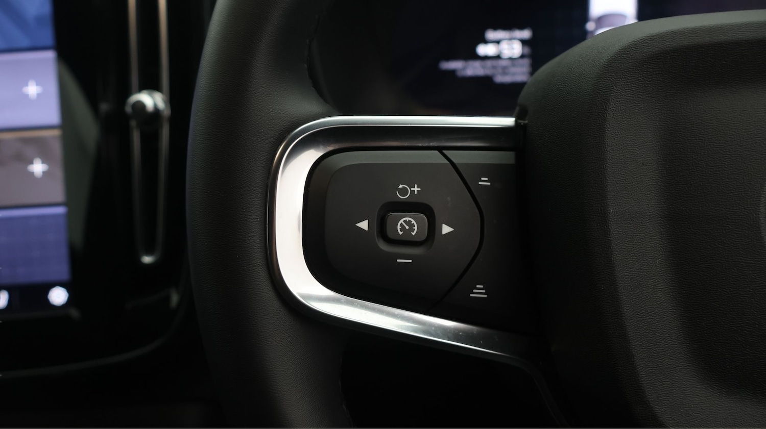 Used Volvo XC40 2023 for sale - 77064364: Photo 22