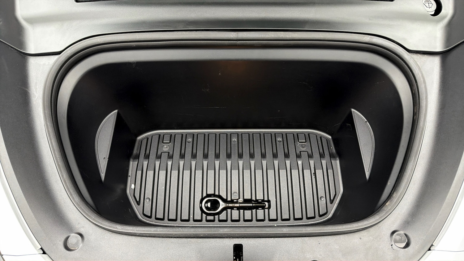 Used Tesla Model Y 2024 for sale - 78123853: Photo 18