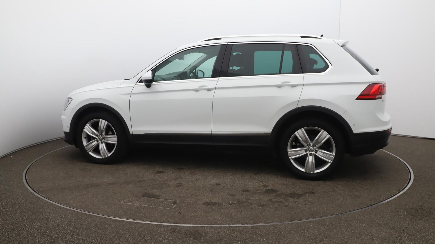 Used Volkswagen Tiguan 2020 for sale - 76485820: Photo 58