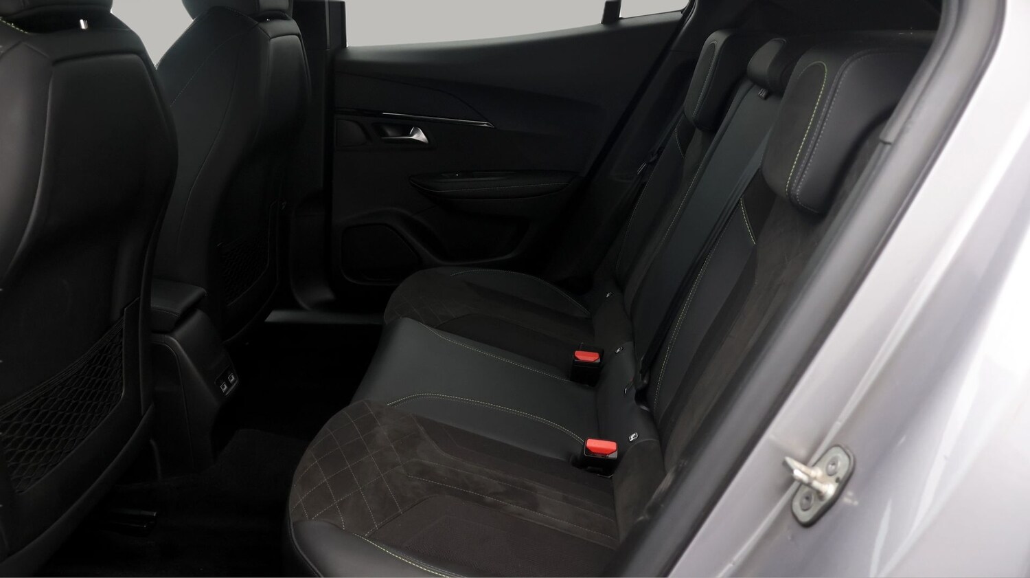 Used Peugeot 2008 for sale - 77365065: Photo 16