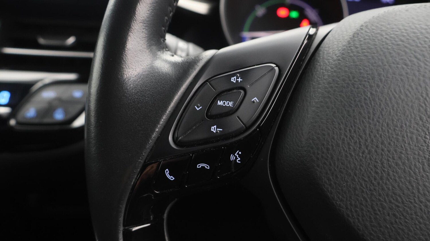 Used Toyota C-HR 2021 for sale - 76538614: Photo 25