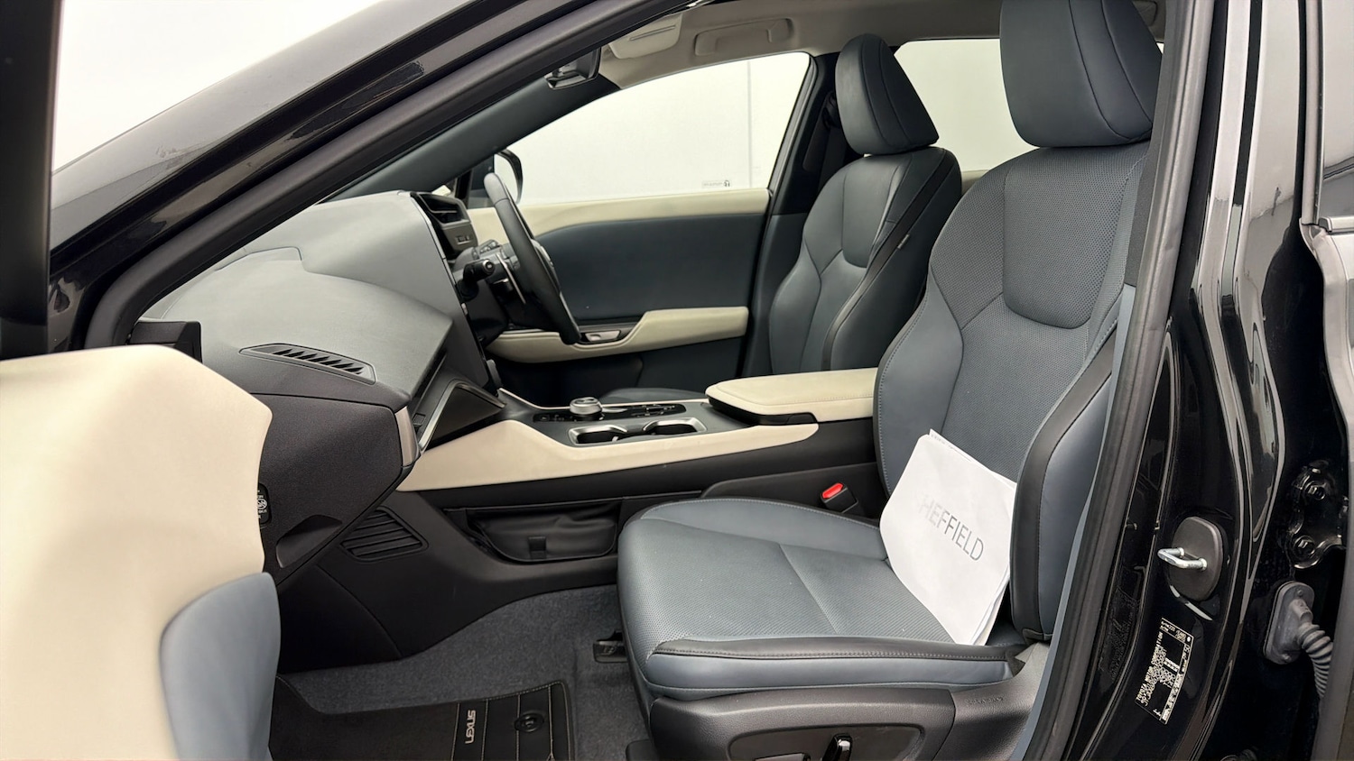 Used Lexus RZ 2024 for sale - 77872356: Photo 13