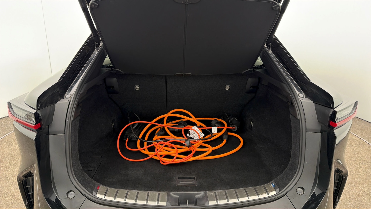 Used Lexus RZ 2024 for sale - 77872356: Photo 16