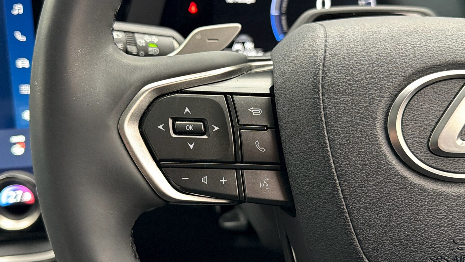 Used Lexus RZ 2024 for sale - 77872356: Photo 23