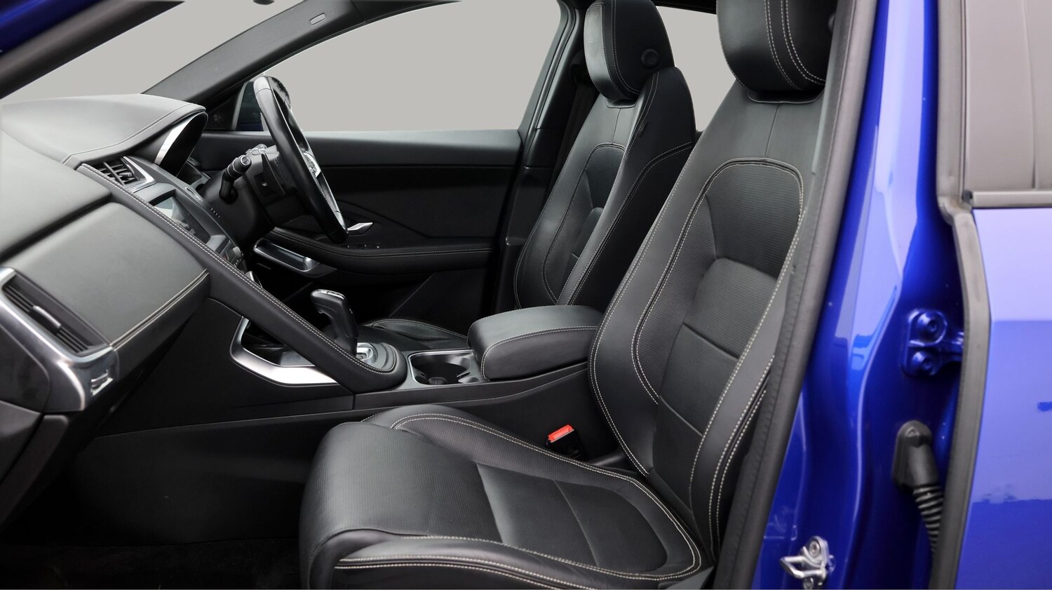 Used Jaguar E-Pace 2020 for sale - 77527814: Photo 14