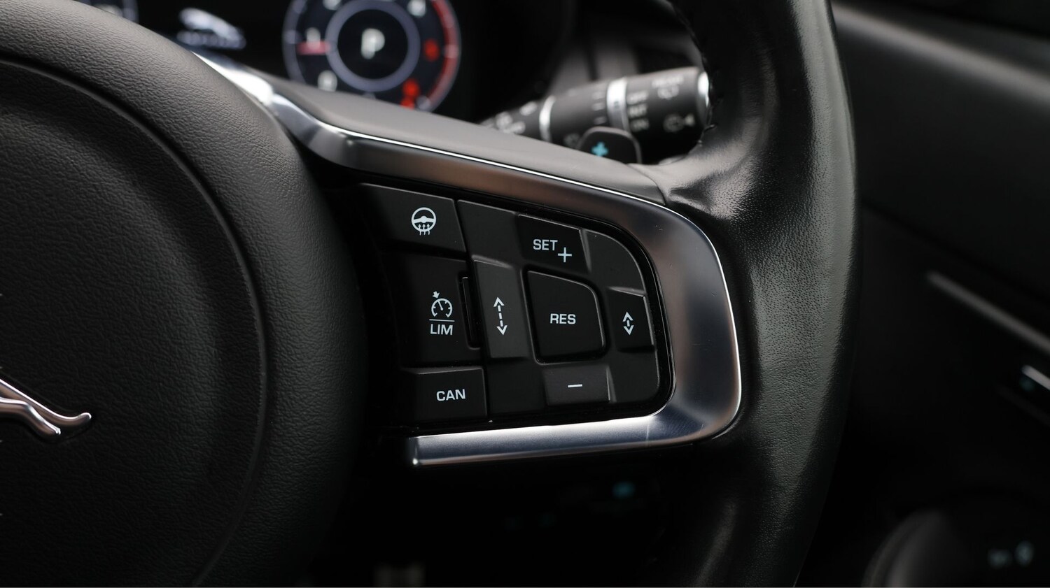 Used Jaguar E-Pace 2020 for sale - 77527814: Photo 26