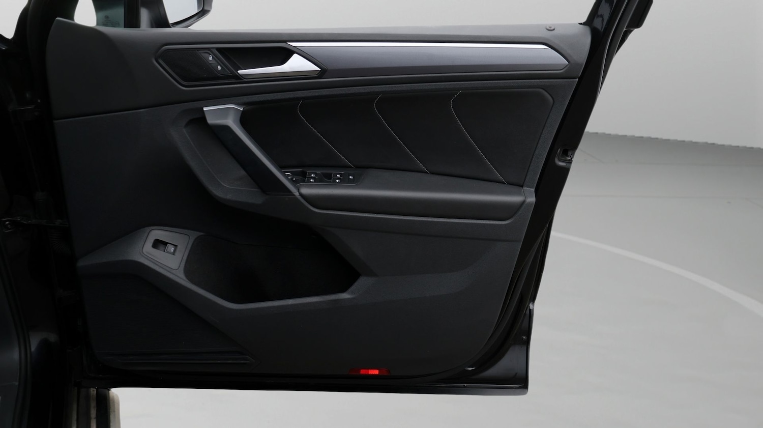 Used Volkswagen Tiguan 2019 for sale - 77328950: Photo 15