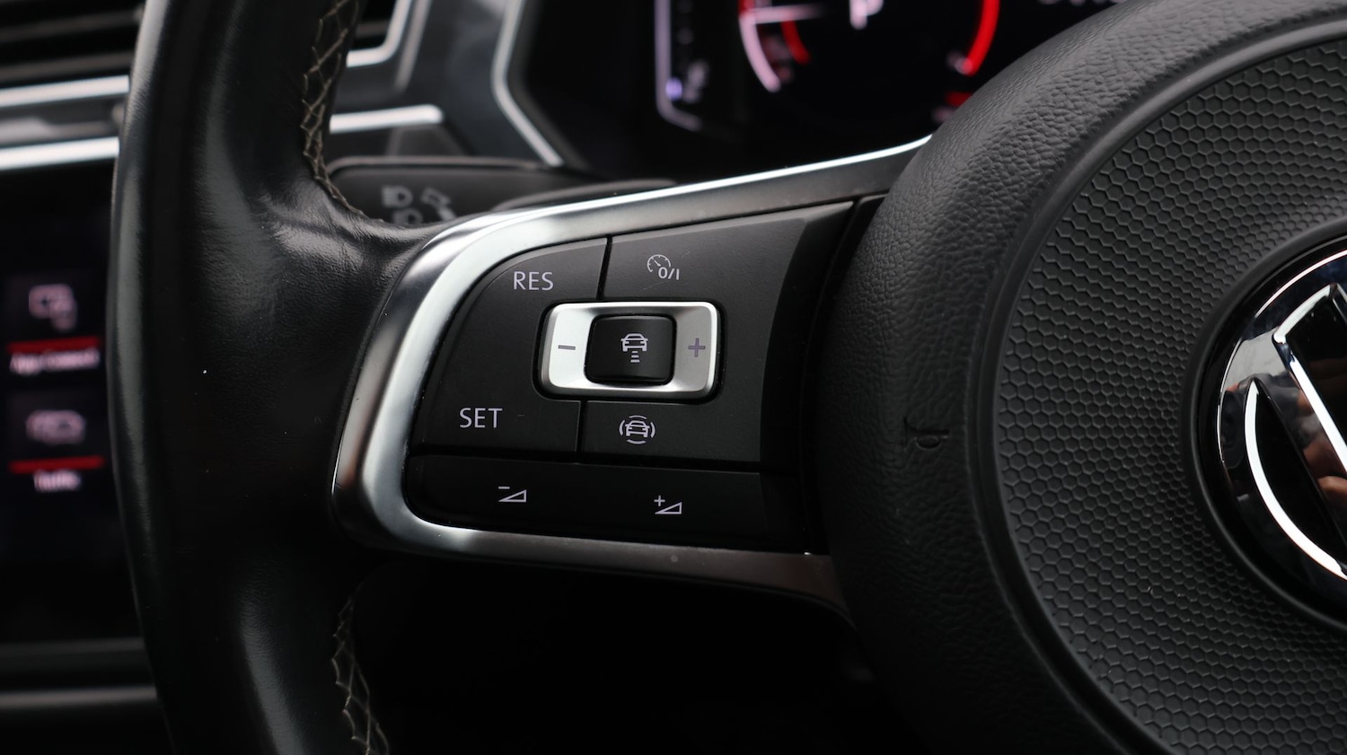 Used Volkswagen Tiguan 2019 for sale - 77328950: Photo 26