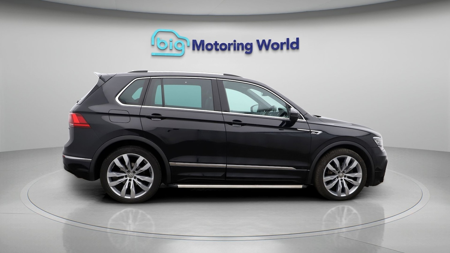Used Volkswagen Tiguan 2019 for sale - 77328950: Photo 8
