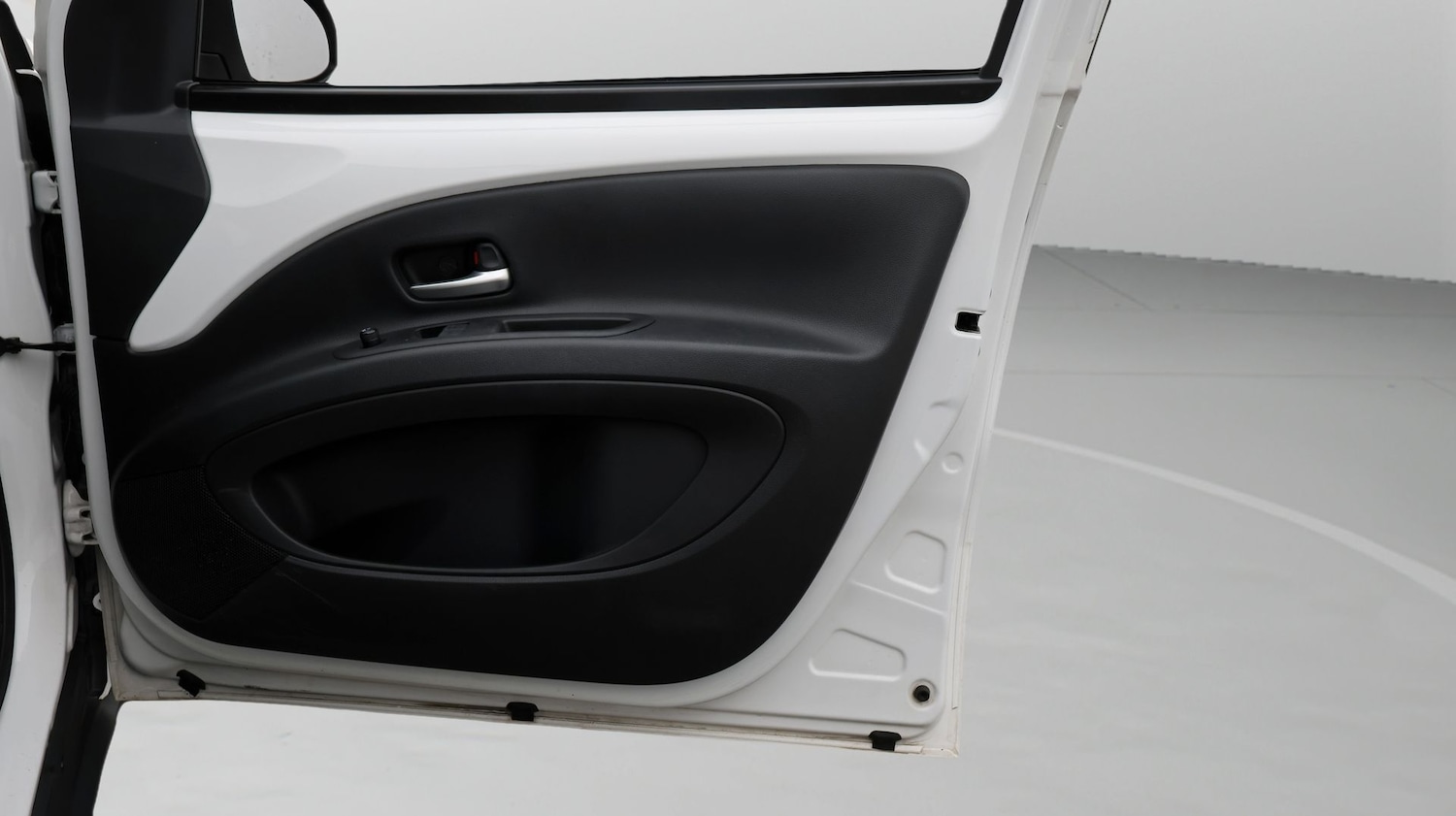 Used Toyota Aygo X 2023 for sale - 77618735: Photo 15