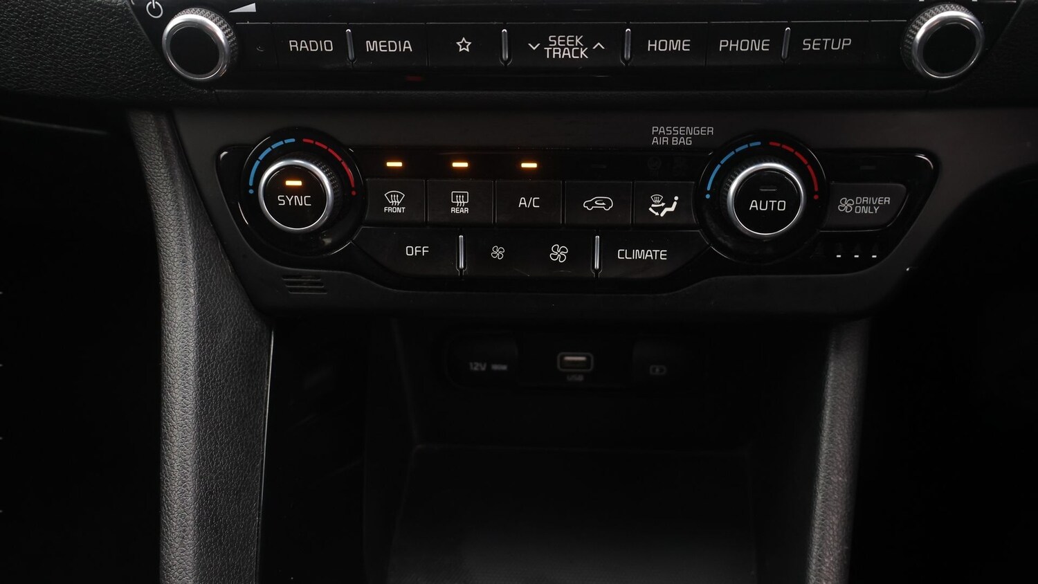 Used Kia Niro 2020 for sale - 77282532: Photo 12