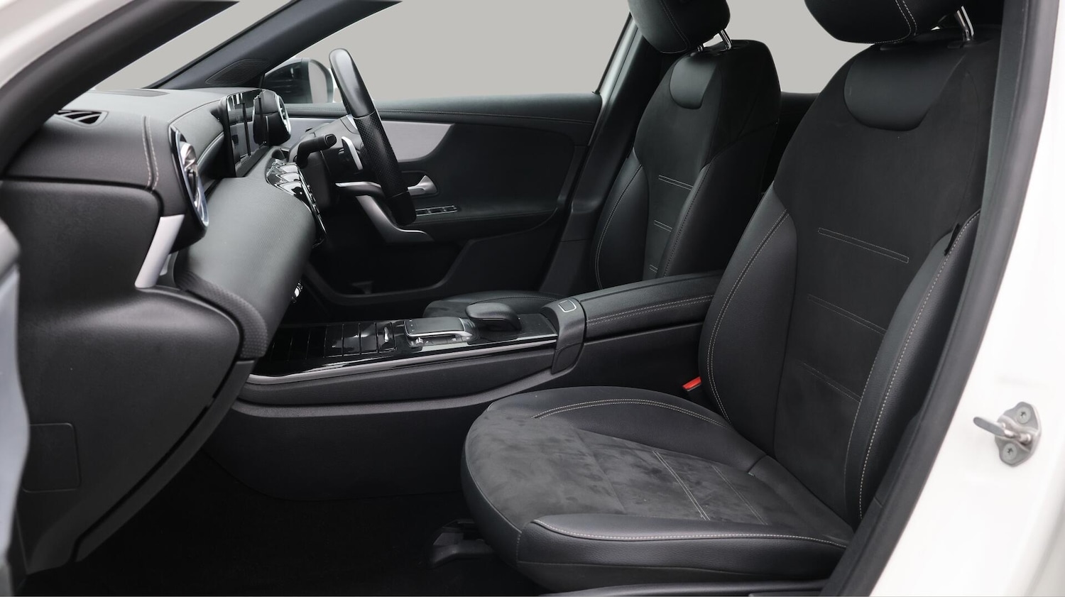 Used Mercedes-Benz A-Class 2021 for sale - 76584758: Photo 15