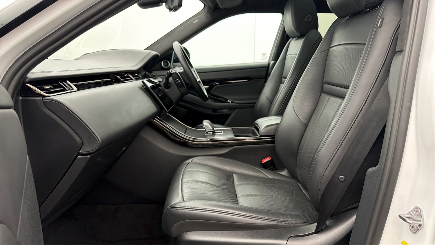 Used Land Rover Range Rover Evoque 2024 for sale - 77945846: Photo 13