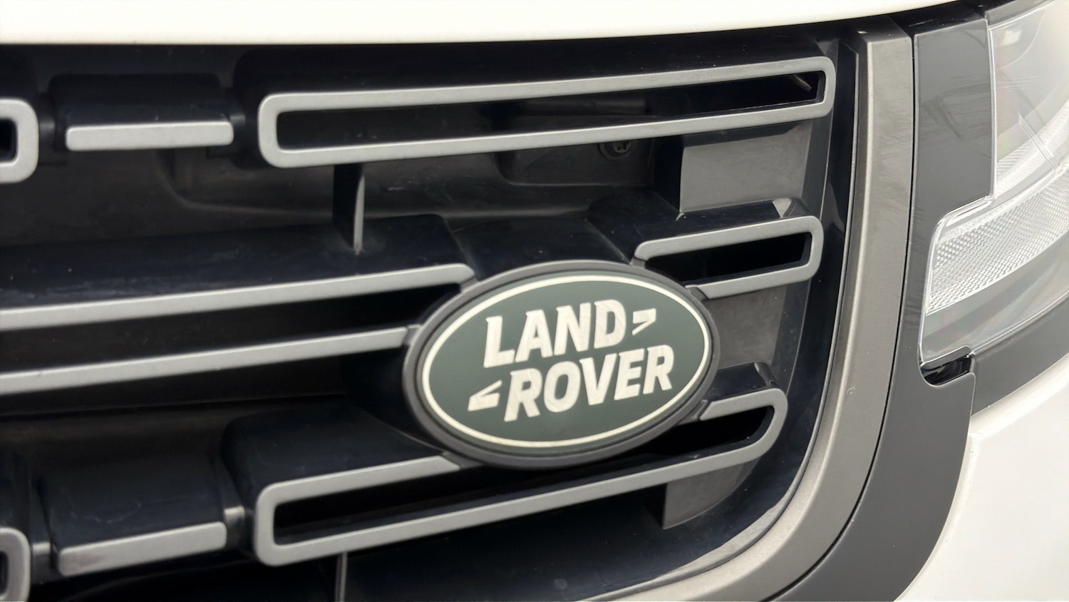 Used Land Rover Range Rover Evoque 2024 for sale - 77945846: Photo 22