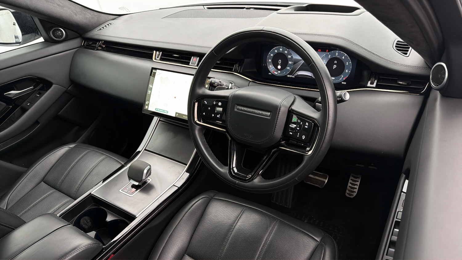 Used Land Rover Range Rover Evoque 2024 for sale - 77945846: Photo 9