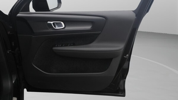 Used Volvo XC40 2021 for sale - 76226777: Photo 16
