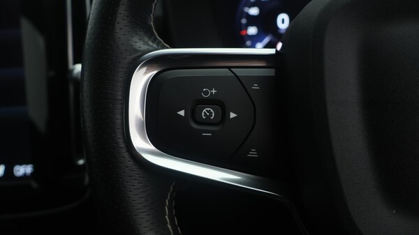 Used Volvo XC40 2021 for sale - 76226777: Photo 23