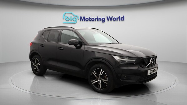 Used Volvo XC40 2021 for sale - 76226777: Photo 2