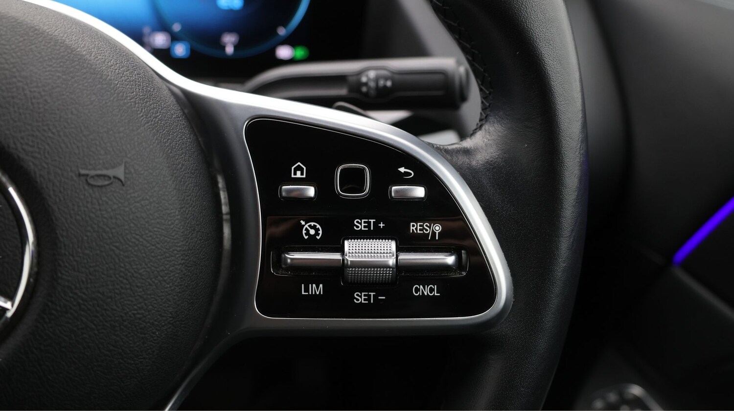 Used Mercedes-Benz EQA 2021 for sale - 77584787: Photo 24