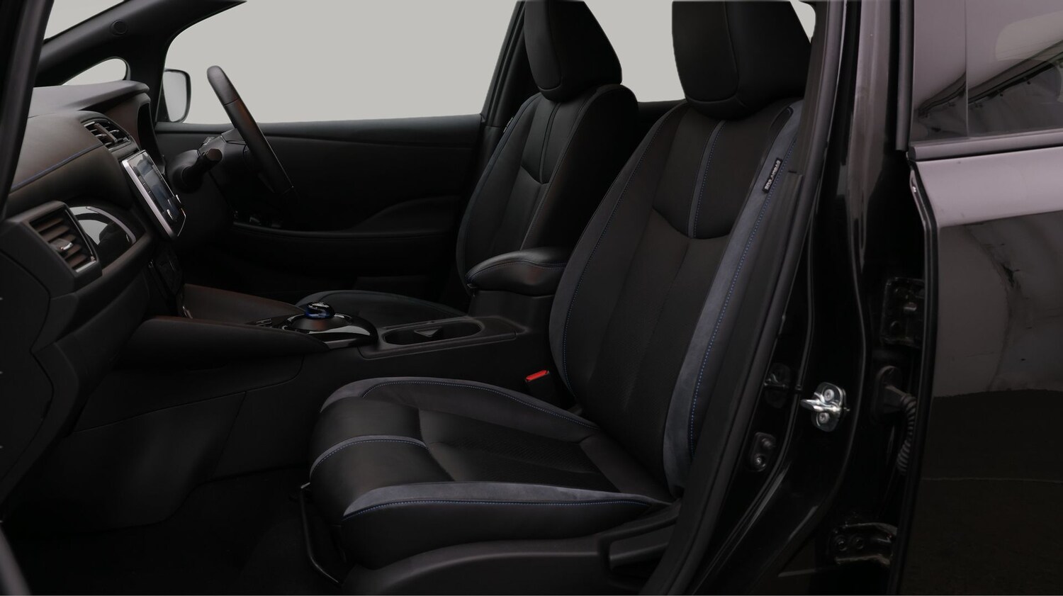 Used Nissan Leaf 2021 for sale - 77746084: Photo 14