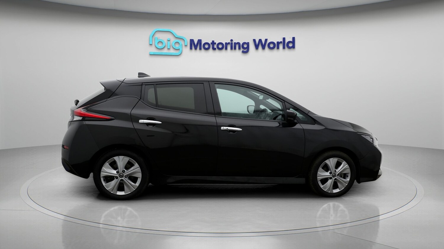 Used Nissan Leaf 2021 for sale - 77746084: Photo 8