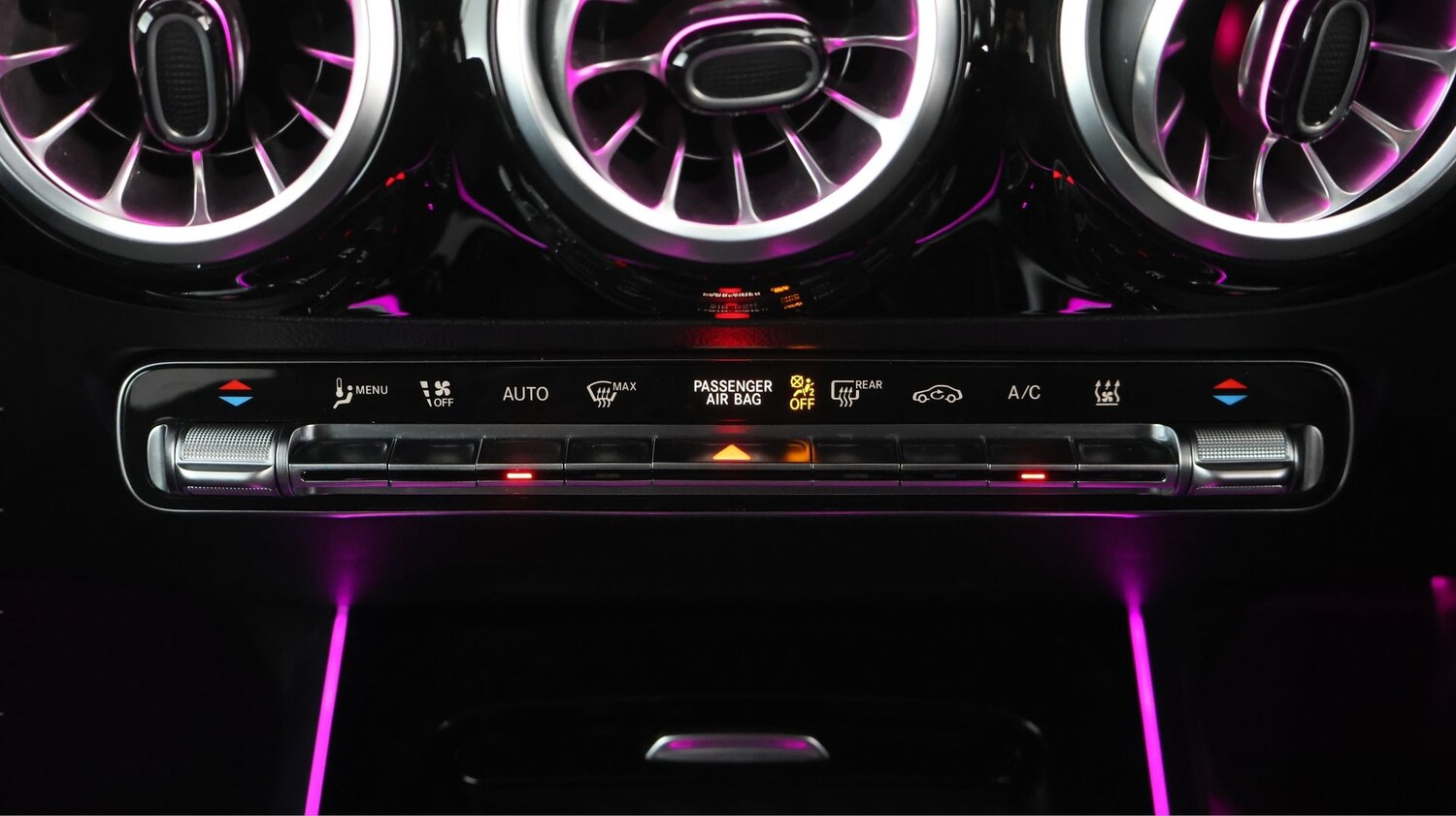 Used Mercedes-Benz EQA 2023 for sale - 77945618: Photo 12