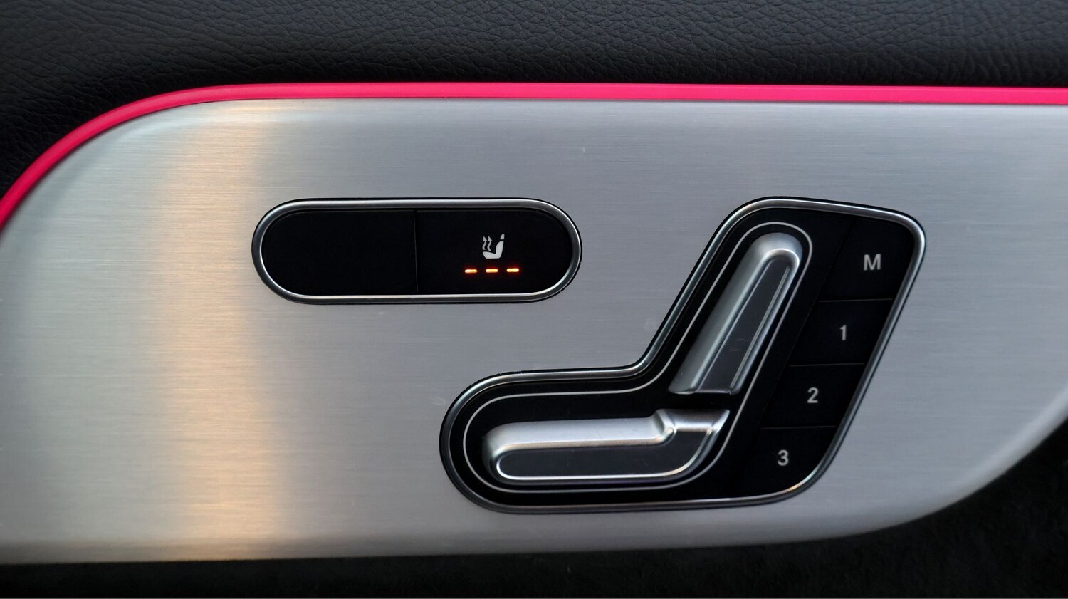 Used Mercedes-Benz EQA 2023 for sale - 77945618: Photo 21